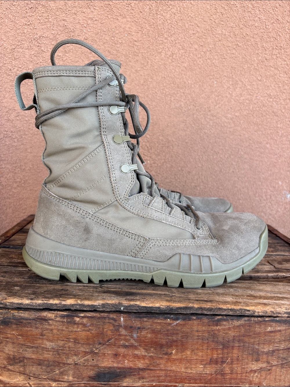 Nike SFB 8” Sage Tatical Boot